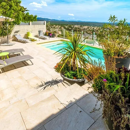 Holiday home Pet Friendly In